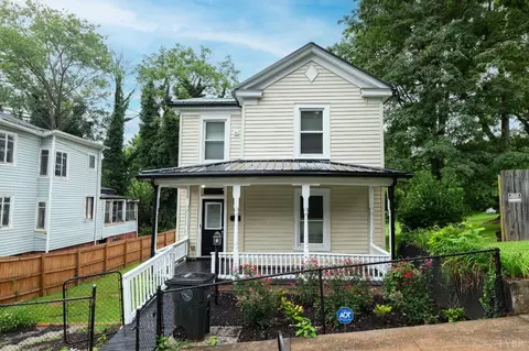1012 Monroe St, Lynchburg, VA 24504