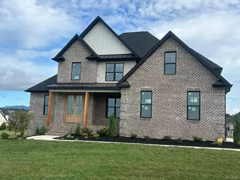 1126 Bravo Ln, Forest, VA 24551 photo 2