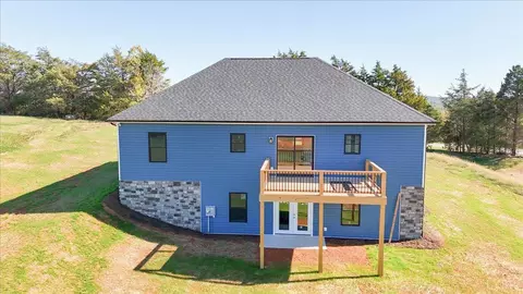 9830 Leesville Rd, Evington, VA 24550 photo 4