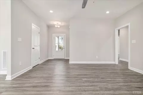 9768 Leesville Rd, Evington, VA 24550 photo 6