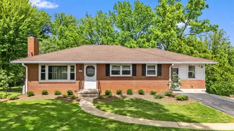147 Maple Dr, Madison Heights, VA 24572