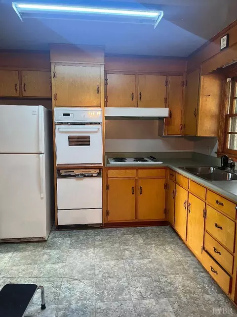 116 Frontier Rd NE, Roanoke, VA 24012 photo 4