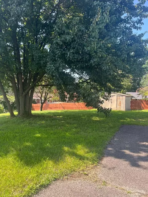 116 Frontier Rd NE, Roanoke, VA 24012 photo 15