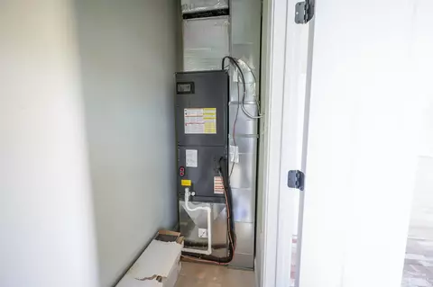 Entry Way - 272 Marshall Mill Rd, Gladys, VA 24554 photo 6 of 11