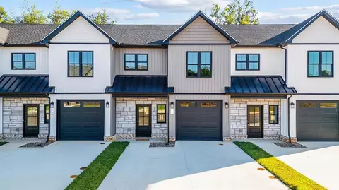 71 Luke Ct, Rustburg, VA 24588