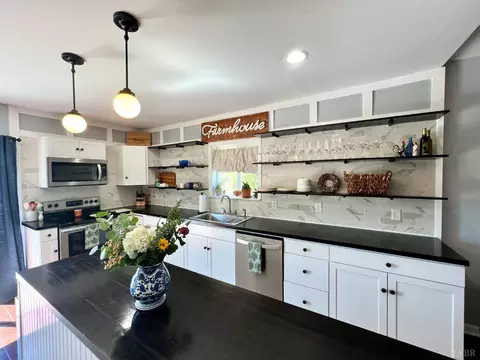 120 N Main St, Amherst, VA 24521 photo 8