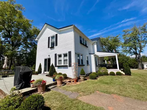120 N Main St, Amherst, VA 24521 photo 6