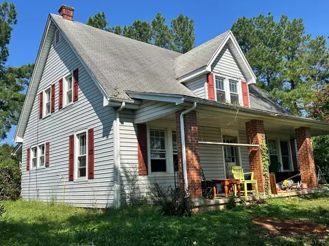 1501 N Main St, Gretna, VA 24557