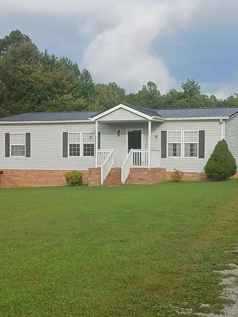 436 Mabe Dr, Ringgold, VA 24586