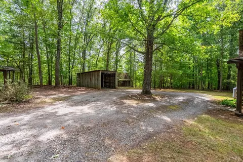 667 Doe Run Ln, Evington, VA 24550 photo 32