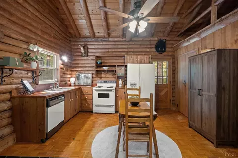 667 Doe Run Ln, Evington, VA 24550 photo 14
