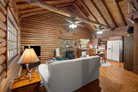 667 Doe Run Ln, Evington, VA 24550 photo 8