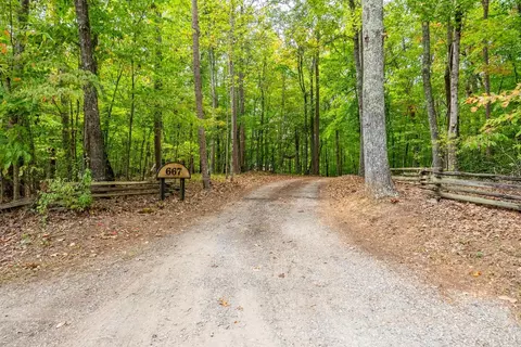667 Doe Run Ln, Evington, VA 24550 photo 2