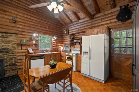 667 Doe Run Ln, Evington, VA 24550 photo 13