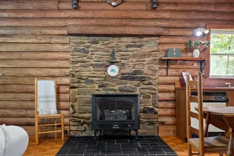 667 Doe Run Ln, Evington, VA 24550 photo 10