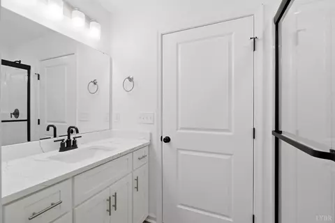 Bath - 2541 Mitchell Mill Rd, Gladys, VA 24554 photo 1 of 2