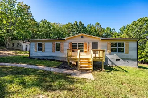 1809 Round Mtn, Madison Heights, VA 24572