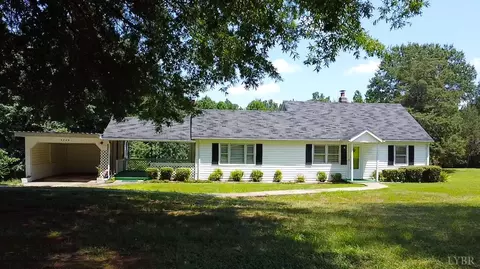 2929 Zion Rd, Gretna, VA 24557