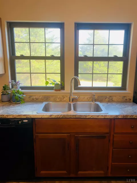3365 Soapstone Rd, Ridgeway, VA 24148 photo 16