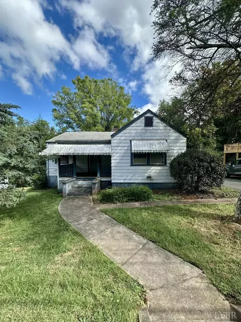 713 E Main St, Bedford, VA 24523