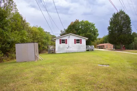 Exterior - 272 Eagle Rd, Amherst, VA 24521 photo 4 of 6
