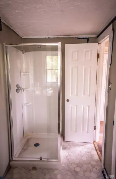 Bath - 272 Eagle Rd, Amherst, VA 24521 photo 2 of 2