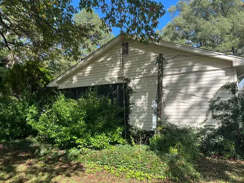 Exterior - 308 Randolph St, Phenix, VA 23959 photo 5 of 12