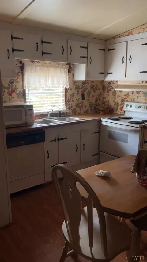 Kitchen - 308 Randolph St, Phenix, VA 23959 photo 1 of 2