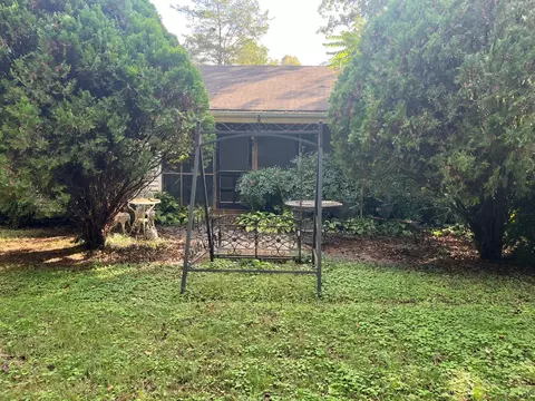 Exterior - 308 Randolph St, Phenix, VA 23959 photo 4 of 12