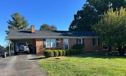 327 Dixie Airport, Madison Heights, VA 24572