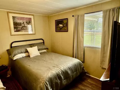 Bedroom - 6223 Joppa Mill Rd, Moneta, VA 24121 photo 8 of 8