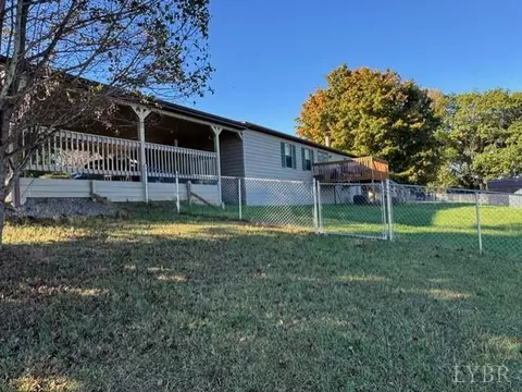 Exterior - 6223 Joppa Mill Rd, Moneta, VA 24121 photo 6 of 14