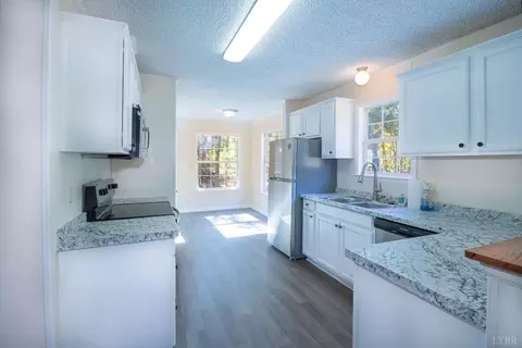 4791 Salem Rd, Spout Spring, VA 24593 photo 4