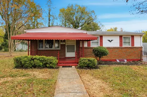 115 Flood St, Madison Heights, VA 24572