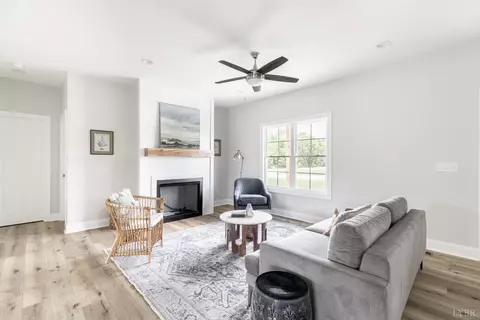 Living - 282 Pebble Rd, Rustburg, VA 24588 photo 2 of 5