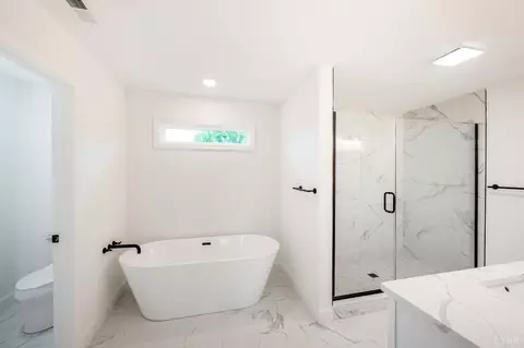 Bath - 11286 Leesville Rd, Evington, VA 24550 photo 2 of 10