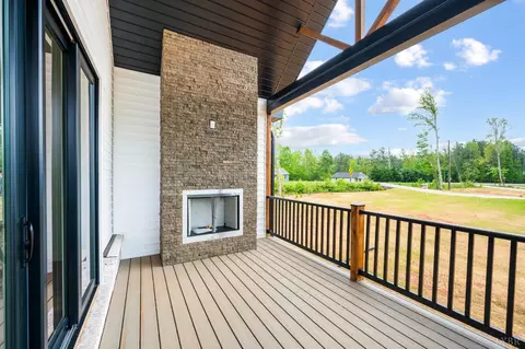 Exterior - 11286 Leesville Rd, Evington, VA 24550 photo 3 of 11
