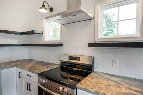 Kitchen - 11286 Leesville Rd, Evington, VA 24550 photo 3 of 6