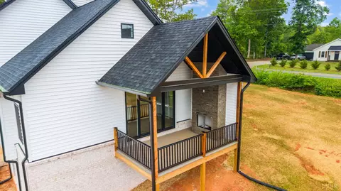 Exterior - 11286 Leesville Rd, Evington, VA 24550 photo 9 of 11