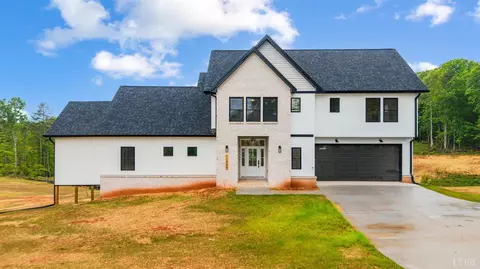 Exterior - 11286 Leesville Rd, Evington, VA 24550 photo 6 of 11