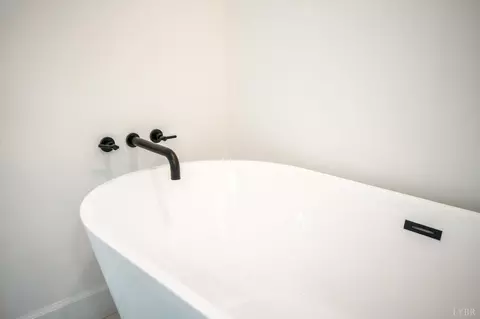 Bath - 11286 Leesville Rd, Evington, VA 24550 photo 6 of 10