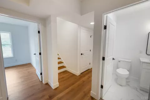 Entry Way - 11286 Leesville Rd, Evington, VA 24550 photo 11 of 11
