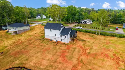 View/Area - 11286 Leesville Rd, Evington, VA 24550 photo 1 of 2