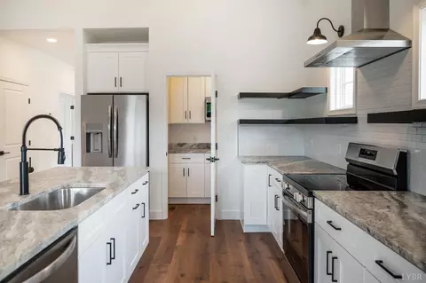 Kitchen - 11286 Leesville Rd, Evington, VA 24550 photo 6 of 6