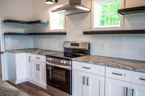 Kitchen - 11286 Leesville Rd, Evington, VA 24550 photo 5 of 6