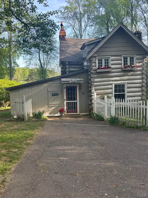 2120 Timberlake Dr, Lynchburg, VA 24502