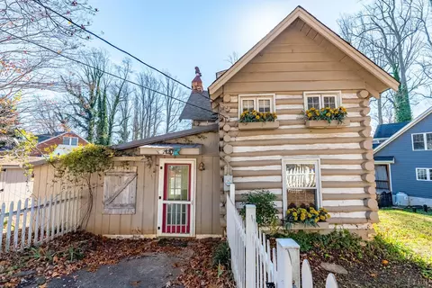 2120 Timberlake Dr, Lynchburg, VA 24502