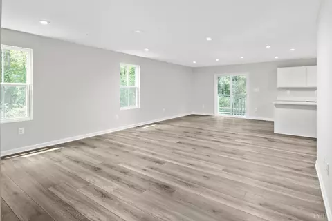 49 Viking Ln, Forest, VA 24551 photo 4