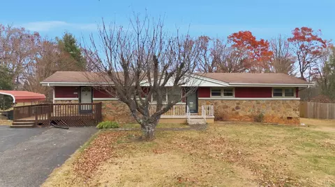 143 Woodland Dr, Madison Heights, VA 24572