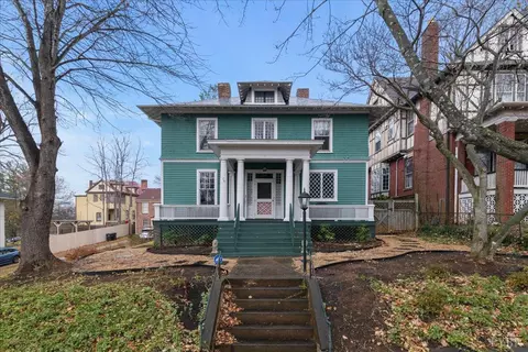 114 Harrison St, Lynchburg, VA 24504